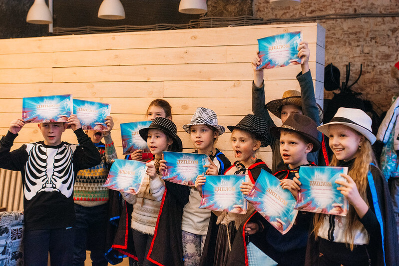 Как отметить Новый год классом — идеи для младших школьников в Иваново